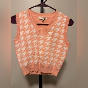 Haute Monde Coral and Cream Knit Vest